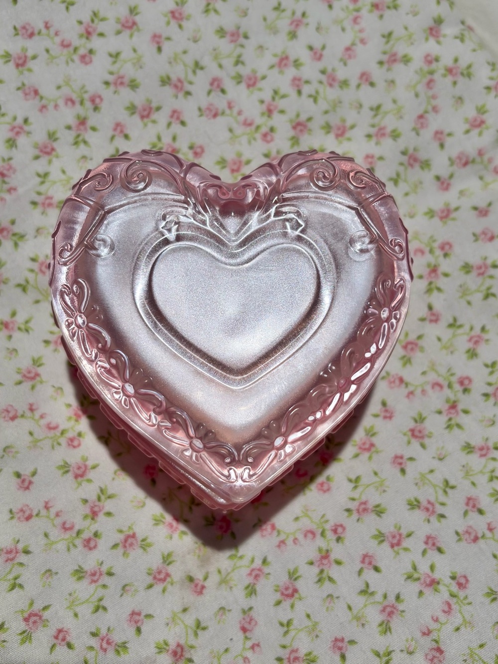 Pink Sparkly Heart Shaped Trinket Box / Jewelry Dish